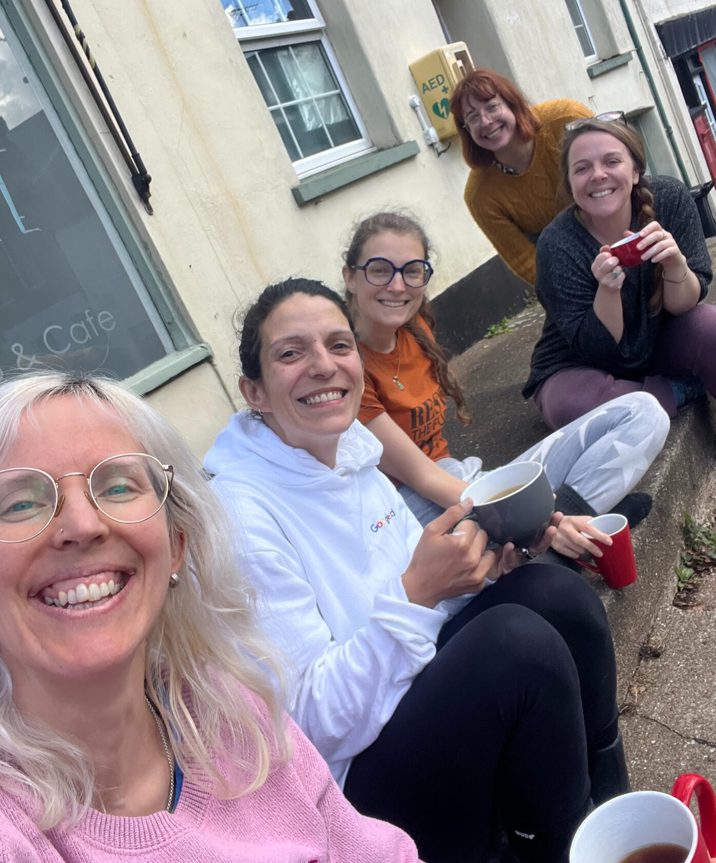 Workers tea break! Workers tea break!